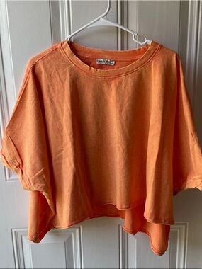 Zenana Outfitters Orange Boxy Short Sleeve Crop Top